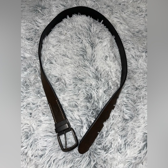 Levi’s Men’s Reversible Black/Brown Size 34-36 Belt - Picture 1 of 4
